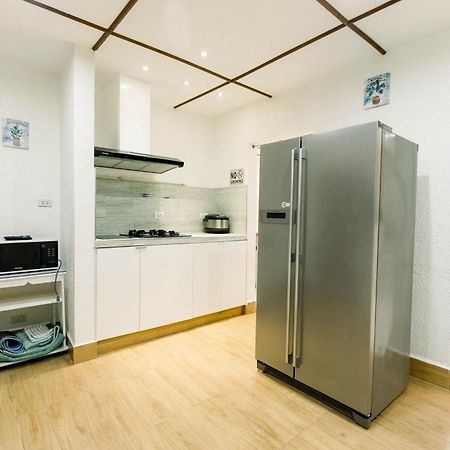 Luxury 4Br Apartment With Pool Behind Alona Beach Панглао Екстериор снимка