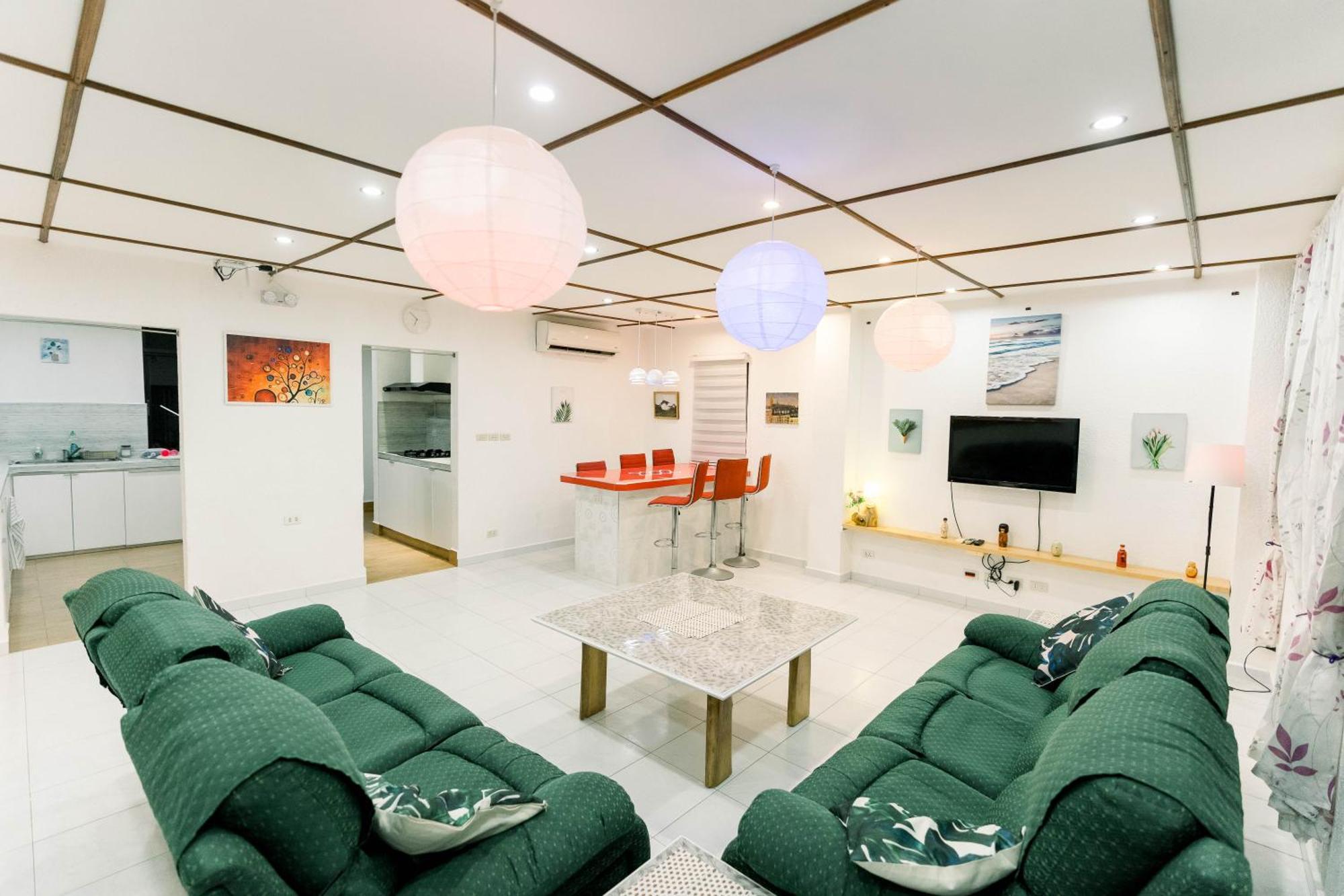 Luxury 4Br Apartment With Pool Behind Alona Beach Панглао Екстериор снимка